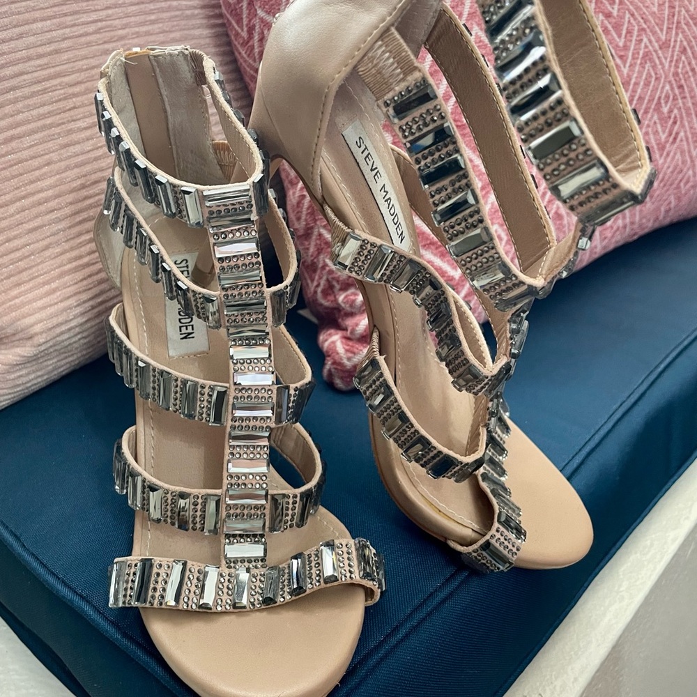 Steve Madden Crystal Nude Heels Size 6.5 - Picture 6 of 9
